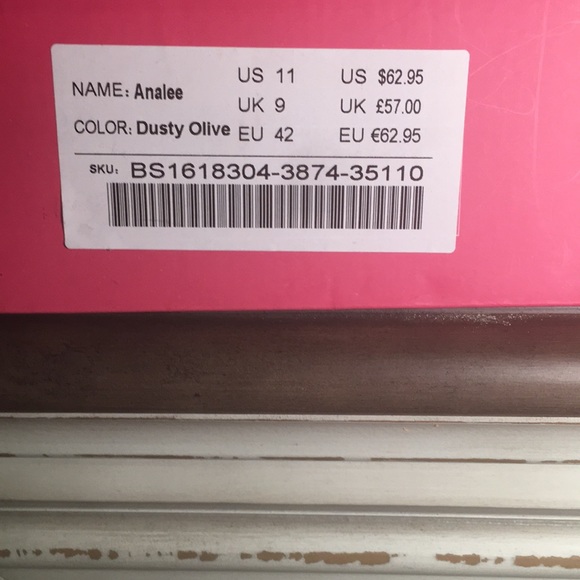 Ladies Casual Bootie - Picture 4 of 4